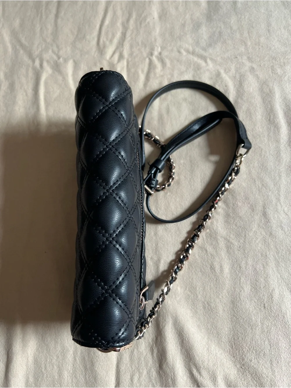 Guess quilted crossbody